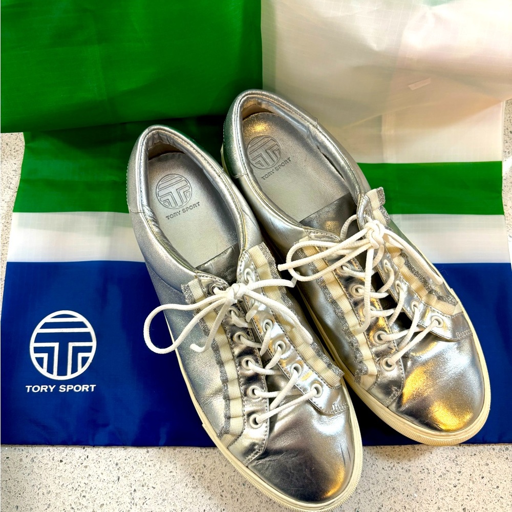 Tory Sport Ruffle Metallic Sneaker size 10